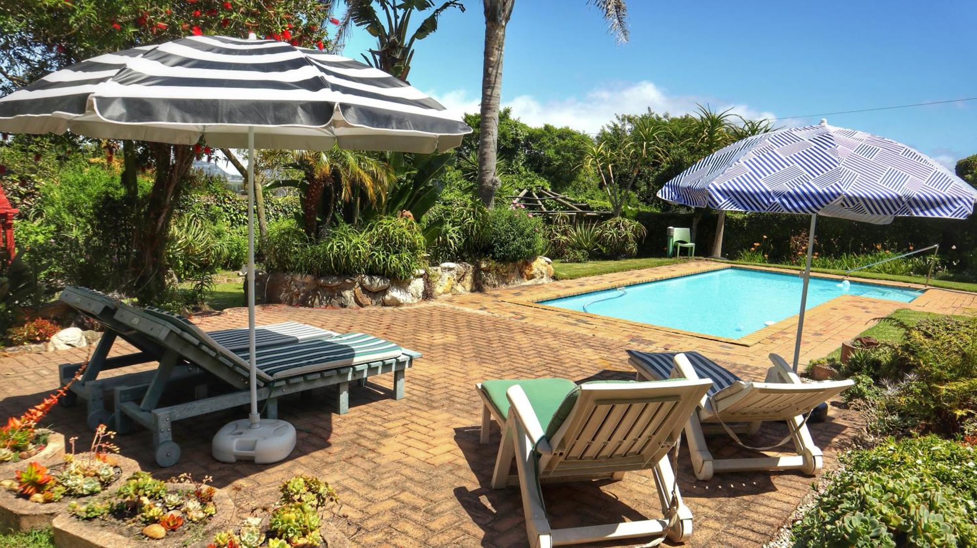 Footprints Of Knysna Apartment ภายนอก รูปภาพ